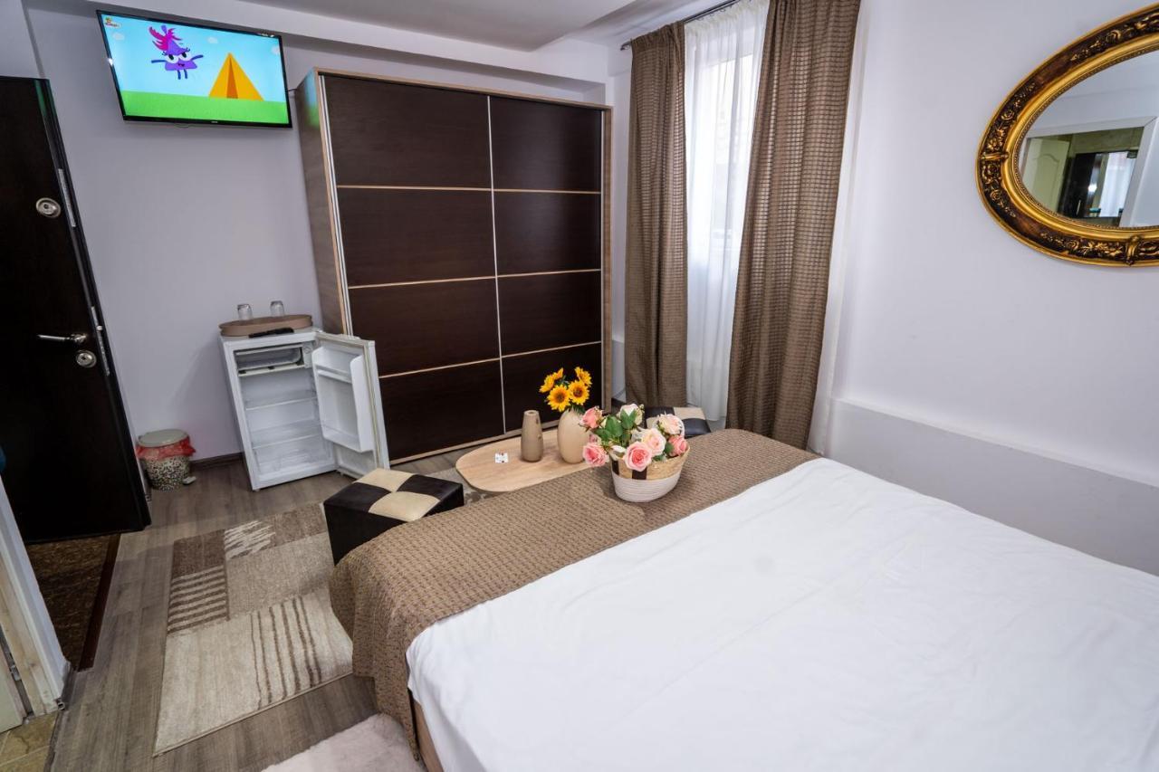 Casa Del Flor Costinesti Hotel Ngoại thất bức ảnh