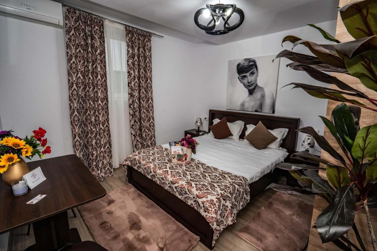 Casa Del Flor Costinesti Hotel Ngoại thất bức ảnh