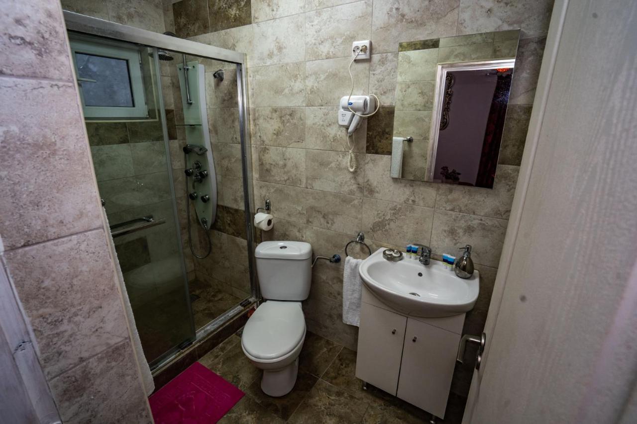 Casa Del Flor Costinesti Hotel Ngoại thất bức ảnh