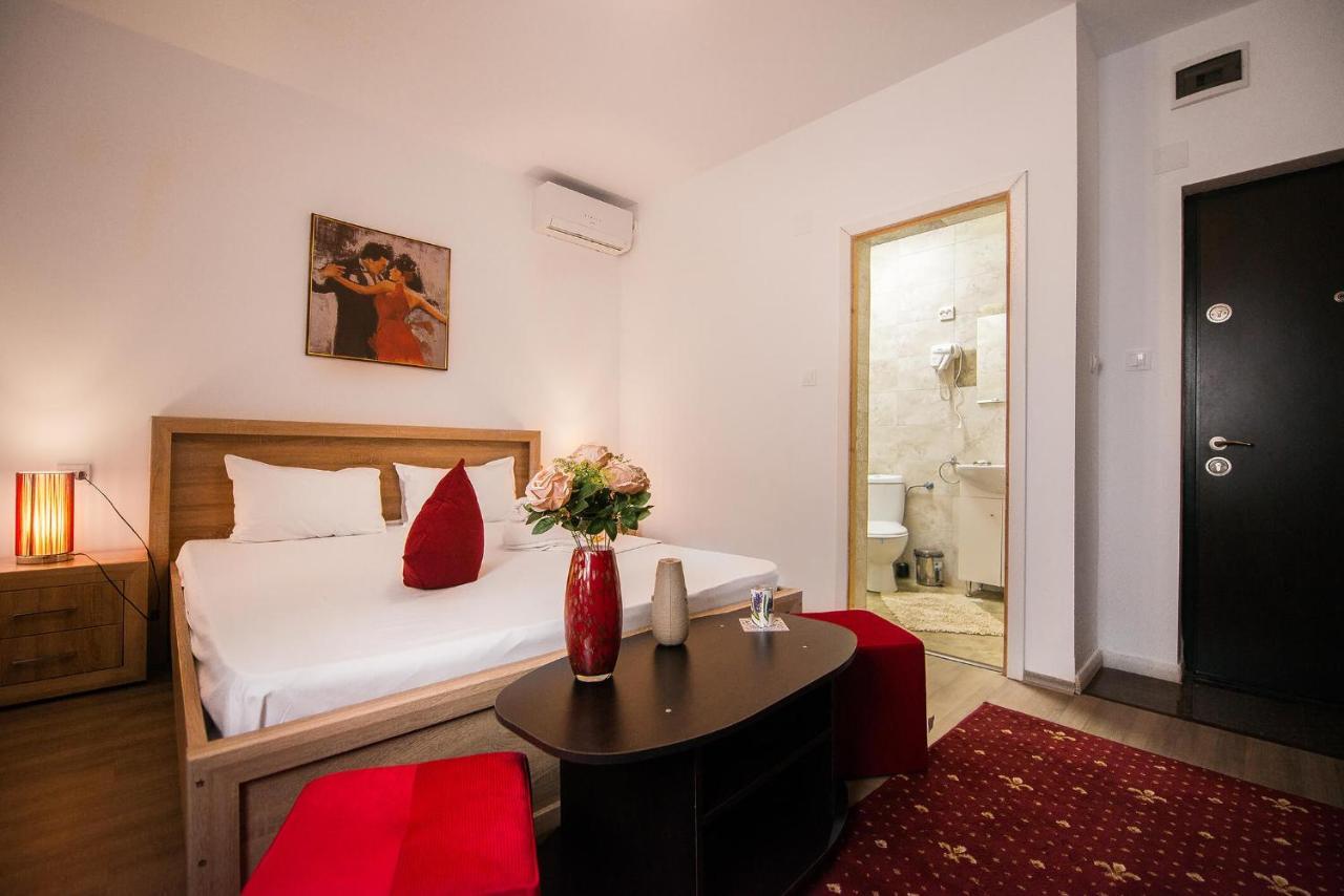 Casa Del Flor Costinesti Hotel Ngoại thất bức ảnh